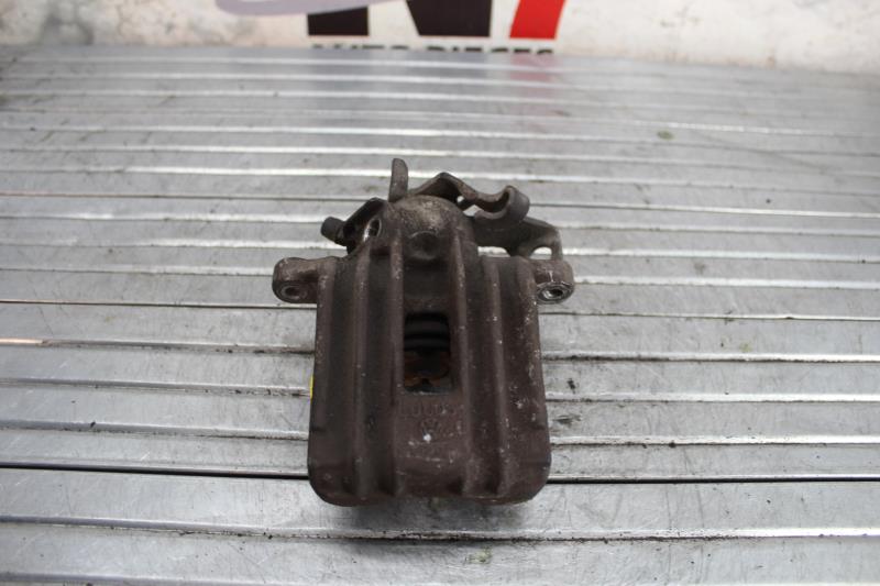 Etrier arriere droit (freinage) AUDI A3 1 PHASE 1 Diesel