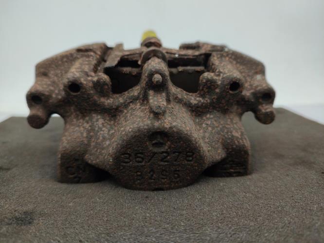 Etrier arriere droit (freinage) MERCEDES CLASSE C 203 PHASE 1 Diesel