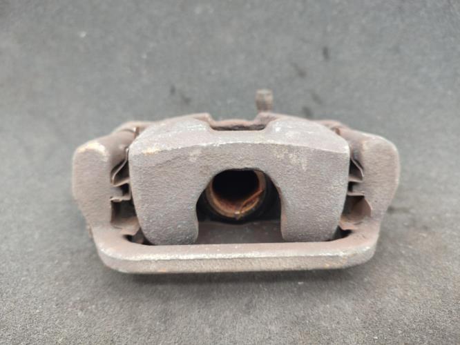 Etrier arriere droit (freinage) NISSAN QASHQAI 1 PHASE 1 Diesel