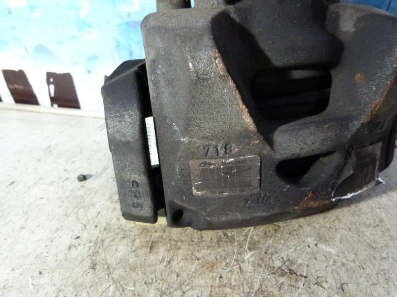 Etrier avant droit (freinage) CITROEN C4 GRAND PICASSO 1 Diesel