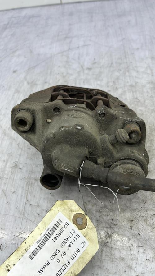 Etrier avant droit (freinage) CITROEN SAXO PHASE 1 Essence