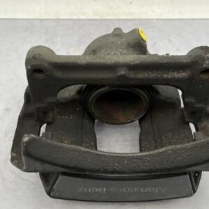 Etrier avant droit (freinage) MERCEDES CLASSE CLA 117 SHOOTING BREAK Essence