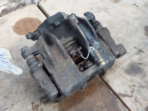 Etrier avant droit (freinage) MERCEDES CLASSE C 202 PHASE 1 Diesel