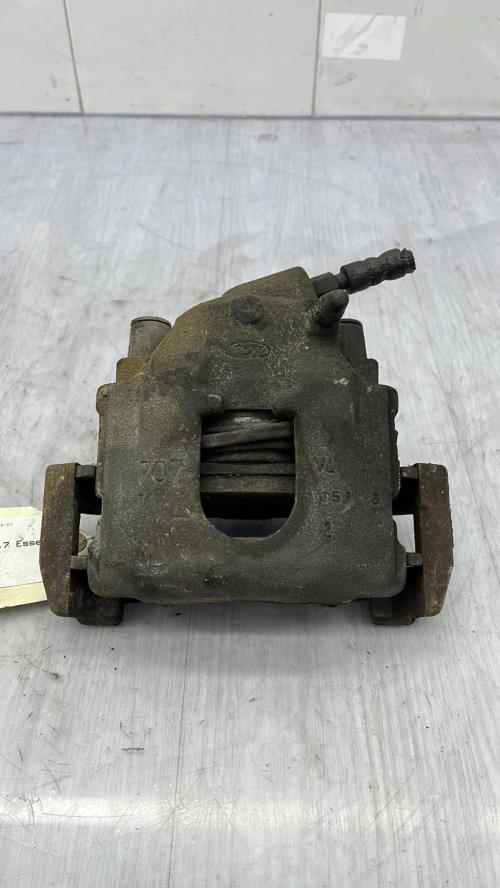 Etrier avant droit (freinage) FORD PUMA COUPE Essence