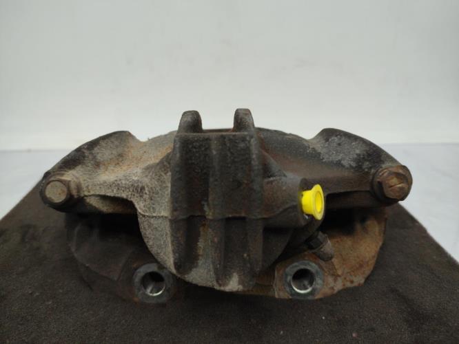 Etrier avant droit (freinage) PEUGEOT 208 1 PHASE 1 Diesel