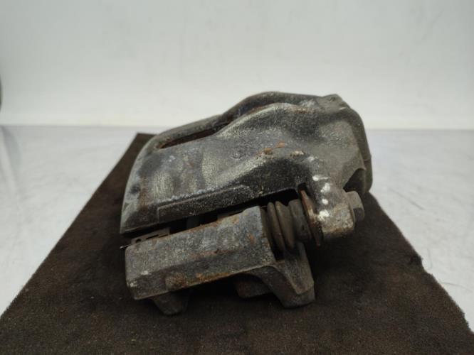 Etrier avant droit (freinage) PEUGEOT 208 1 PHASE 2 Essence