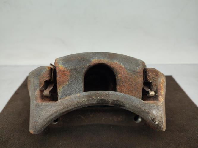 Etrier avant droit (freinage) FORD FIESTA 6 PHASE 1 Essence