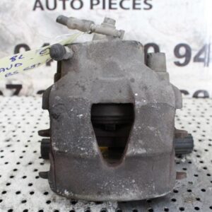 Etrier avant droit (freinage) AUDI A3 1 PHASE 1 Essence