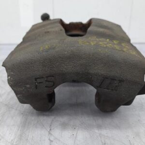 Etrier avant droit (freinage) VOLKSWAGEN GOLF 6 Diesel