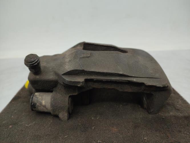 Etrier avant droit (freinage) VOLKSWAGEN POLO 5 PHASE 1 Diesel