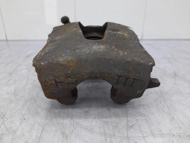 Etrier avant droit (freinage) VOLKSWAGEN GOLF 6 Diesel