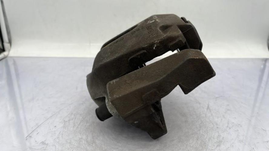 Etrier avant droit (freinage) BMW X5 E70 PHASE 2 Diesel