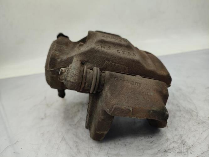 Etrier avant droit (freinage) MERCEDES CLASSE C 203 PHASE 1 Diesel