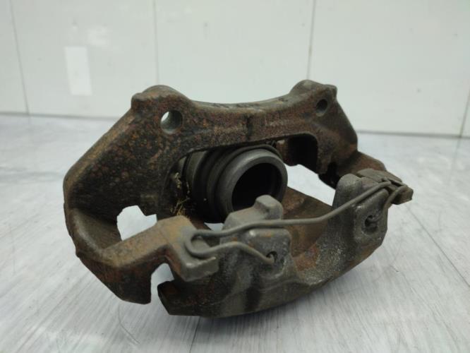 Etrier avant droit (freinage) RENAULT CLIO 4 PHASE 2 Essence
