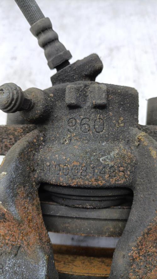 Etrier avant droit (freinage) RENAULT CLIO 4 PHASE 1