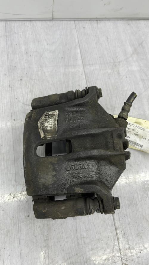 Etrier avant droit (freinage) PEUGEOT 1007 Diesel