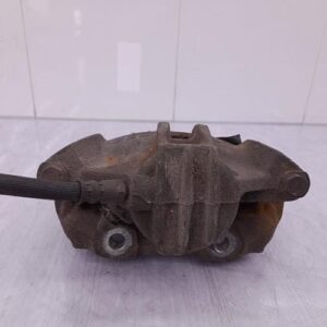 Etrier avant droit (freinage) PEUGEOT 208 1 PHASE 1 Diesel