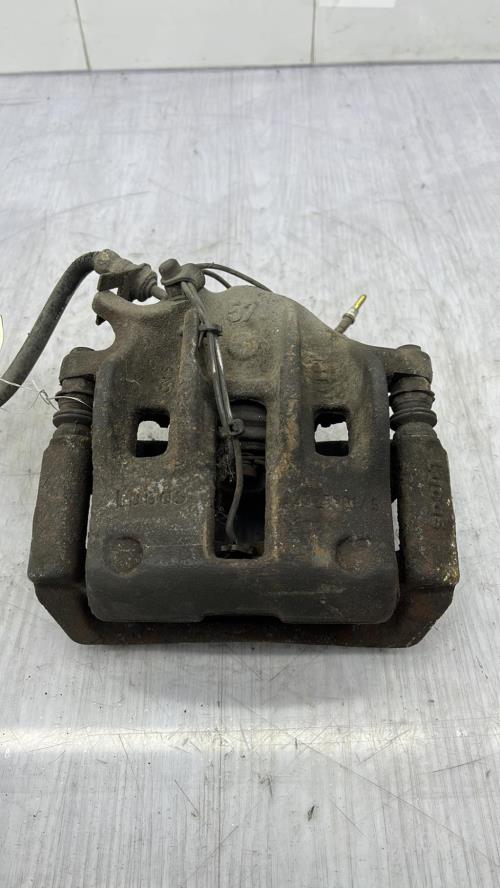 Etrier avant droit (freinage) PEUGEOT 406 PHASE 1 Diesel