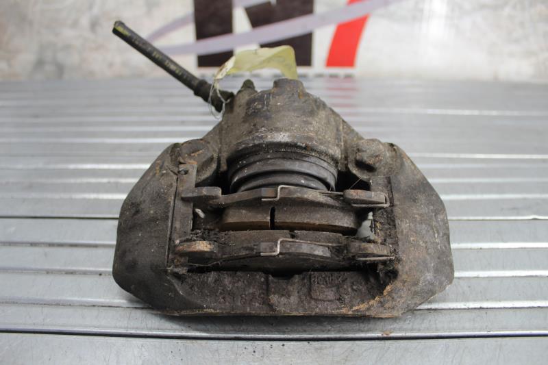 Etrier avant droit (freinage) PEUGEOT 205 PHASE 2 Diesel
