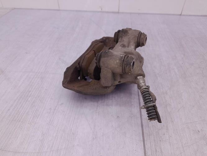 Etrier avant droit (freinage) PEUGEOT 205 PHASE 2 Diesel