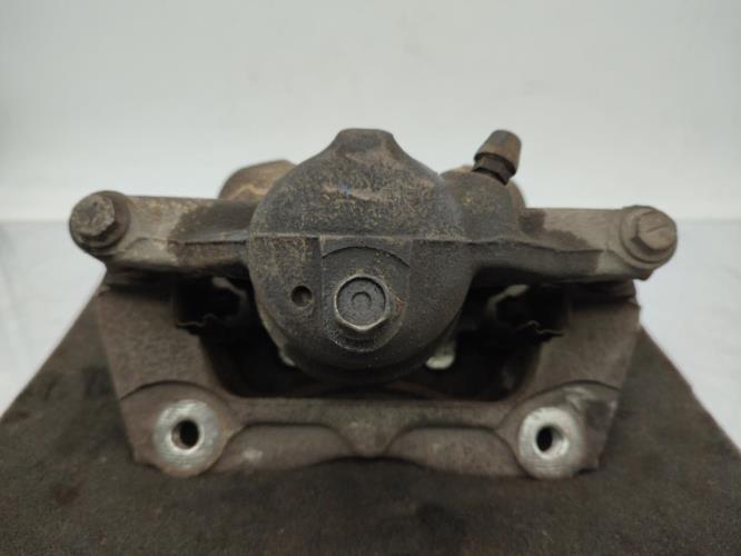 Etrier avant droit (freinage) TOYOTA VERSO PHASE 1 Diesel