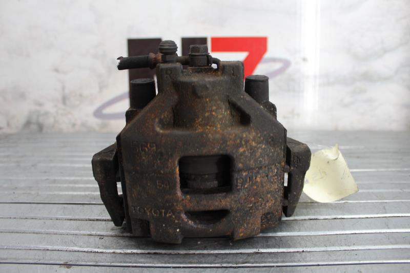 Etrier avant droit (freinage) TOYOTA YARIS 2 PHASE 1 Diesel