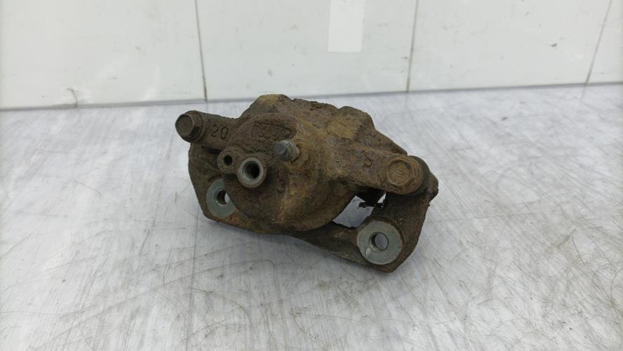 Etrier avant droit (freinage) TOYOTA YARIS 1 PHASE 1 Essence