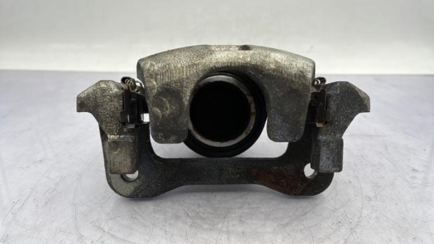 Etrier avant droit (freinage) SUZUKI ALTO 2 Essence