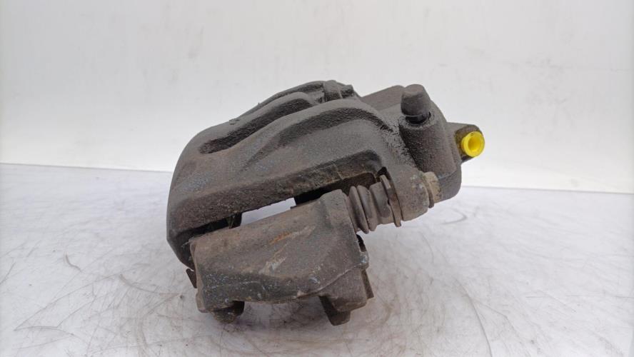 Etrier avant droit (freinage) MERCEDES VITO 639 PHASE 1 Diesel