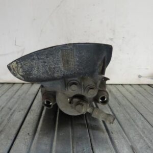 Etrier avant droit (freinage) VOLKSWAGEN POLO 3 PHASE 1 Essence