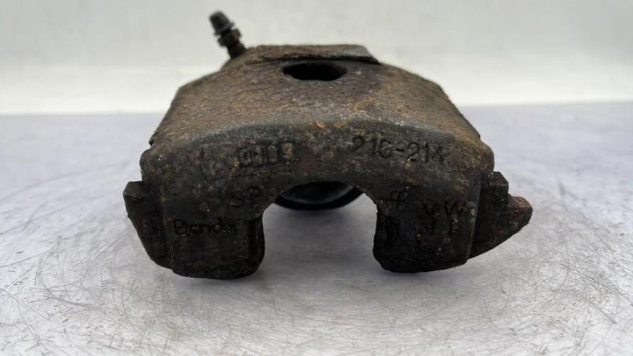 Etrier avant droit (freinage) VOLKSWAGEN POLO 3 PHASE 1 Essence