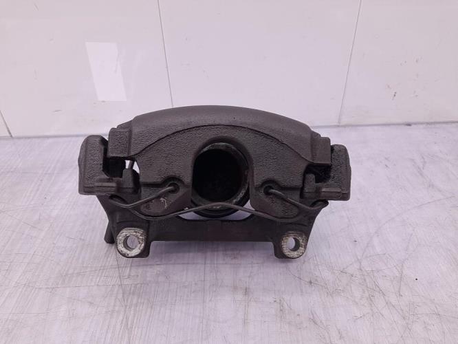 Etrier avant droit (freinage) RENAULT LAGUNA 2 PHASE 1 BREAK Diesel