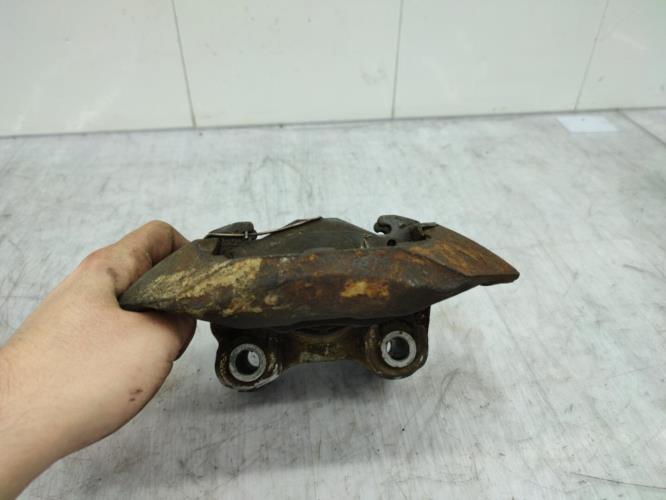Etrier avant droit (freinage) RENAULT CLIO 1 PHASE 3 Essence