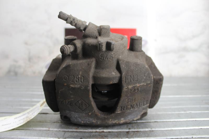 Etrier avant droit (freinage) RENAULT MEGANE 2 PHASE 1 Diesel