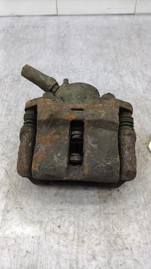 Etrier avant droit (freinage) RENAULT CLIO 2 PHASE 1 Essence