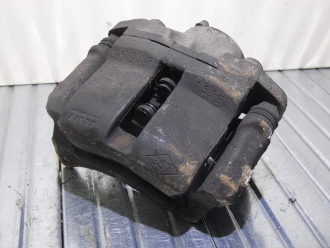 Etrier avant droit (freinage) RENAULT CLIO 2 PHASE 2 Diesel