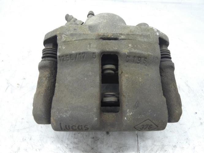 Etrier avant droit (freinage) RENAULT TWINGO 1 PHASE 3 Essence