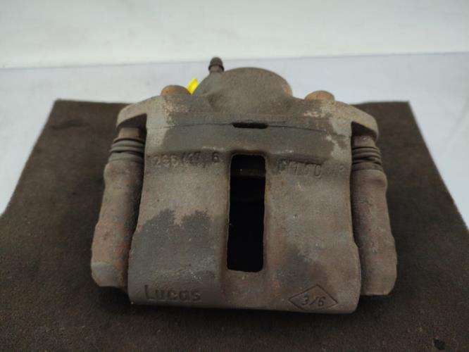 Etrier avant droit (freinage) RENAULT TWINGO 1 PHASE 3 Essence