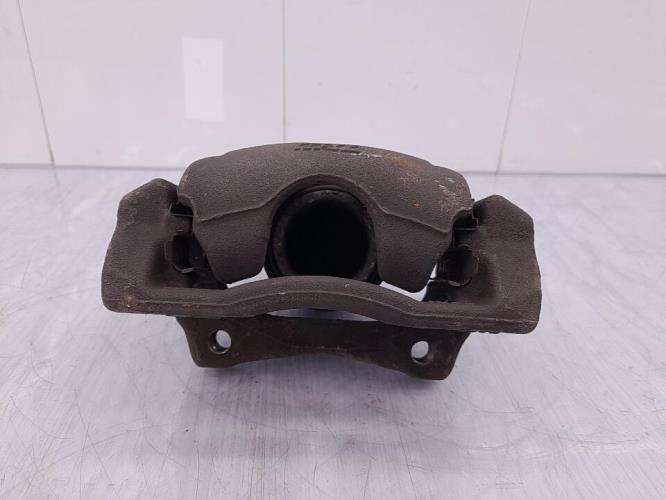 Etrier avant droit (freinage) RENAULT CLIO 3 PHASE 1 Diesel