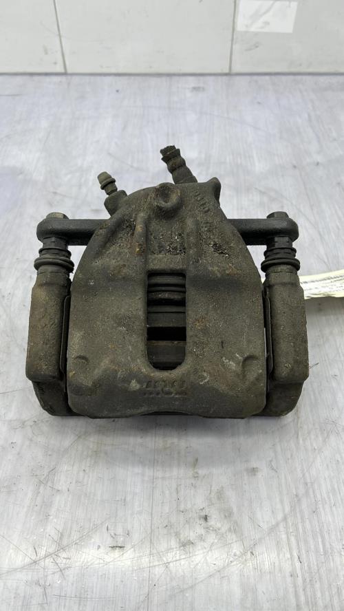 Etrier avant droit (freinage) RENAULT CLIO 3 PHASE 1 Diesel