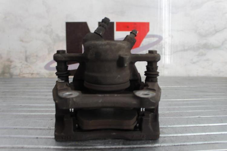 Etrier avant droit (freinage) RENAULT CLIO 3 PHASE 2 BREAK Diesel