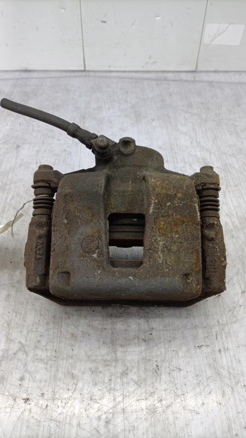 Etrier avant droit (freinage) FIAT STILO BREAK Diesel
