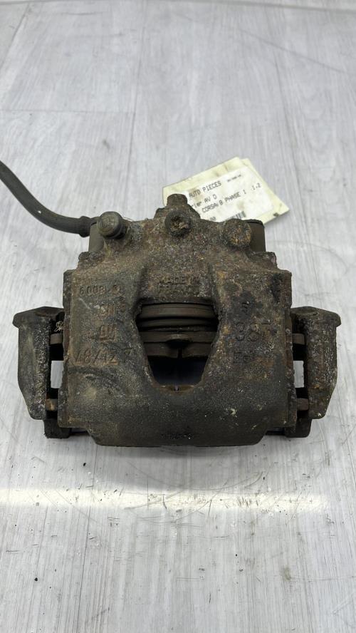 Etrier avant droit (freinage) OPEL CORSA B PHASE 1 Essence