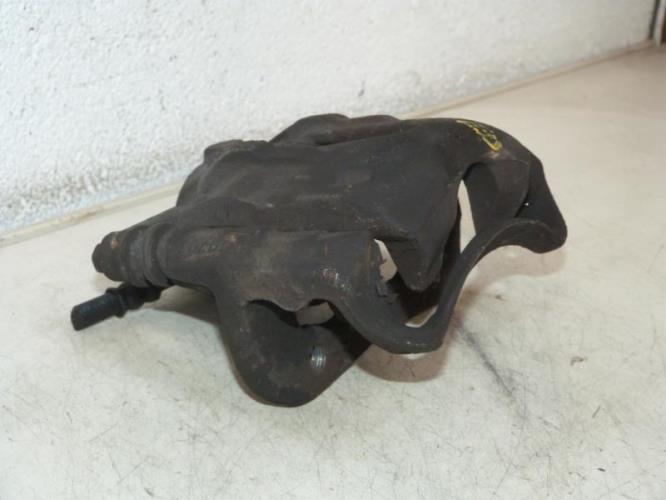 Etrier avant droit (freinage) OPEL CORSA C PHASE 1 Essence