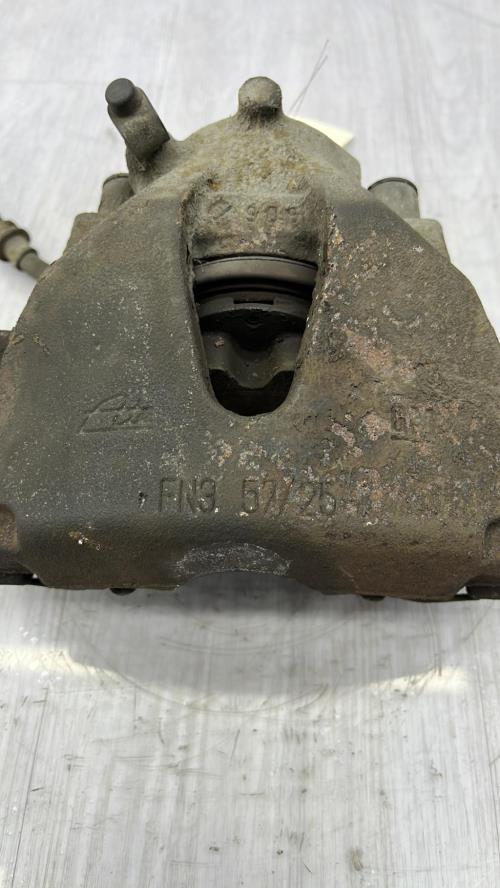 Etrier avant droit (freinage) OPEL ZAFIRA A PHASE 1 Diesel