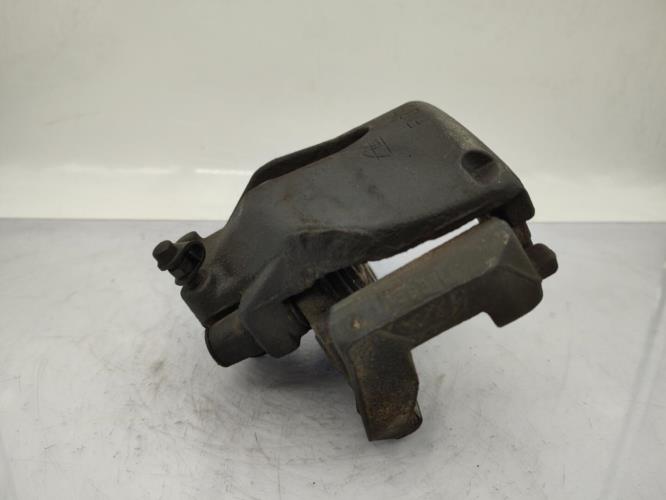 Etrier avant droit (freinage) OPEL ZAFIRA A PHASE 2 Diesel