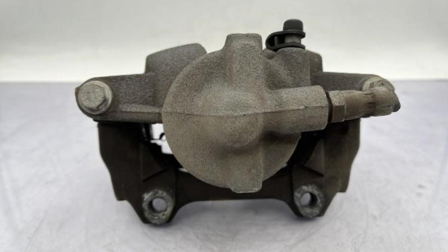 Etrier avant droit (freinage) OPEL CORSA D PHASE 1 Essence