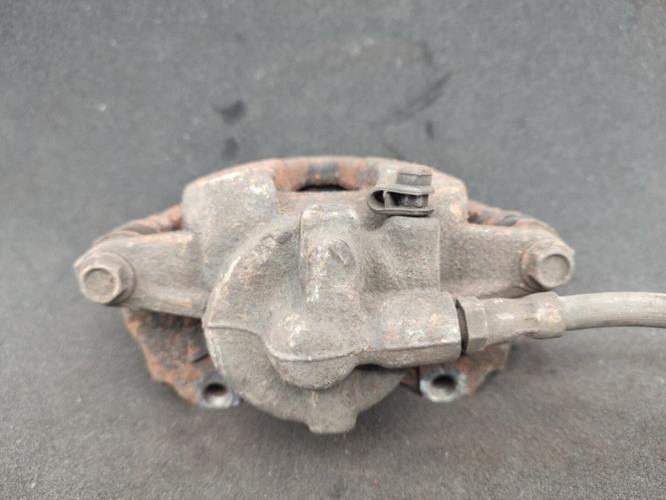 Etrier avant droit (freinage) OPEL CORSA D PHASE 1 Diesel