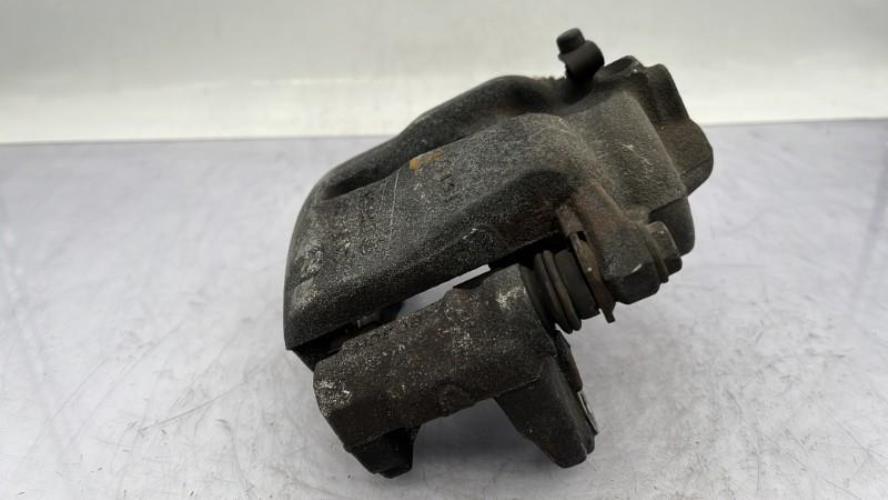 Etrier avant droit (freinage) OPEL CORSA D PHASE 2 Essence