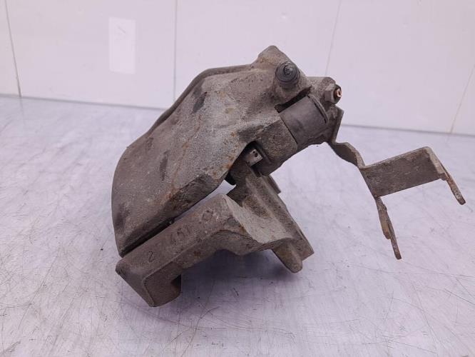 Etrier avant droit (freinage) AUDI A6 2 PHASE 1 Diesel